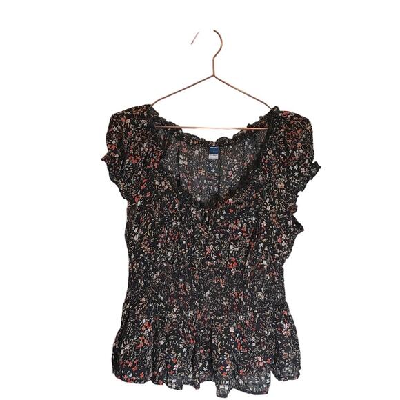 Old Navy Tops - Old Navy Floral Print Puff Sleeve Smocked Peplum Blouse